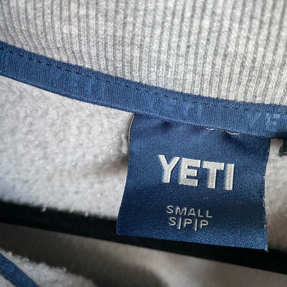 YETI pullover sweater - Picture 2 of 3